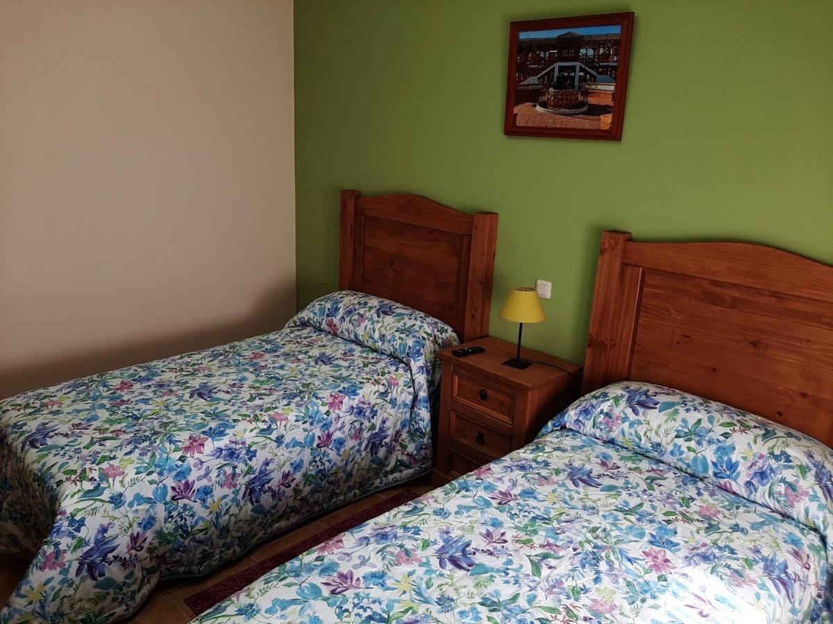 Casa Rural La Cerca マドリデホス エクステリア 写真